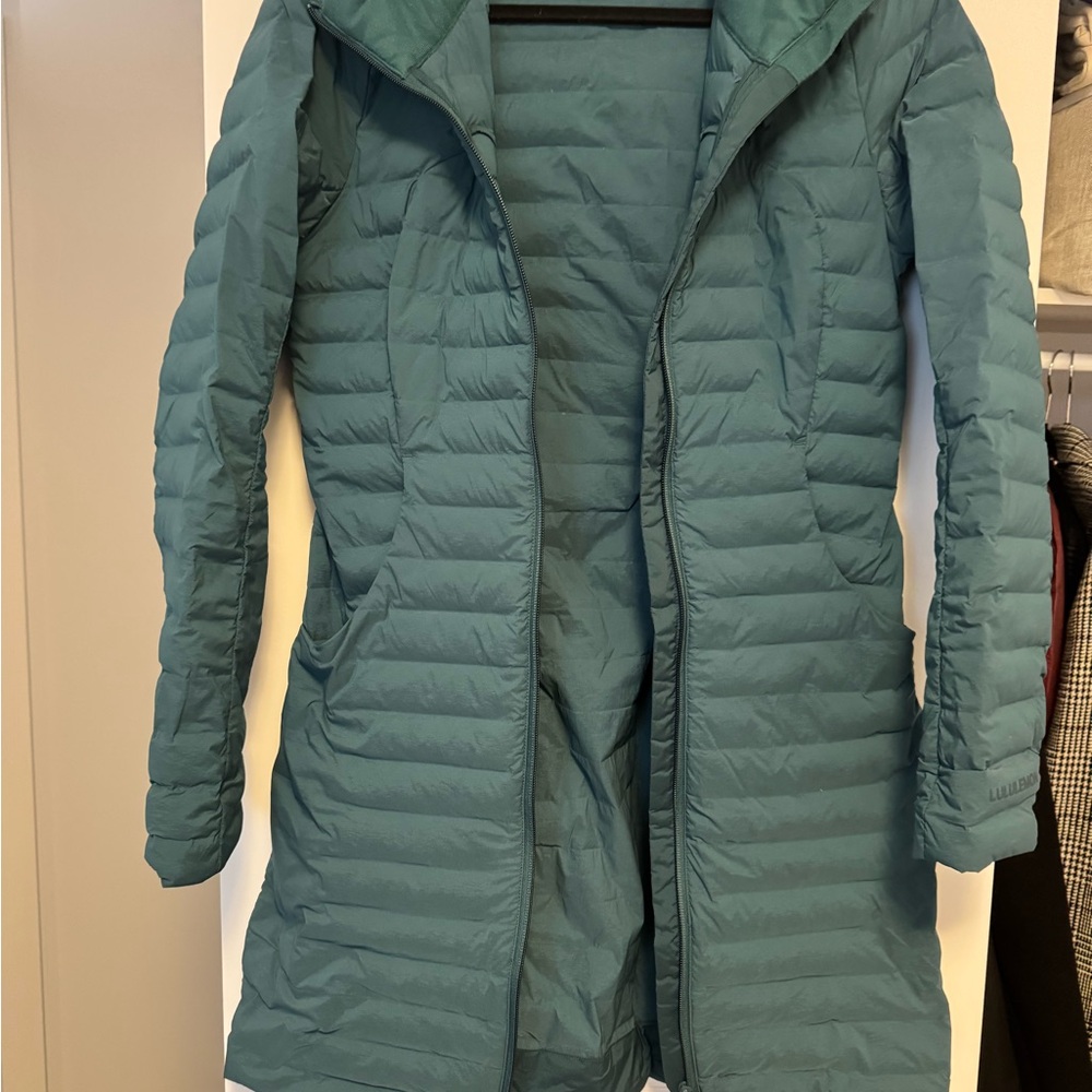 LULULEMON
Pack It Down Long Jacket